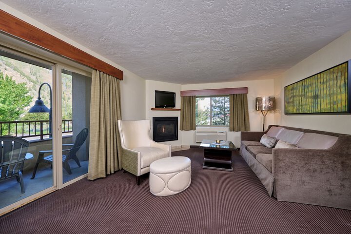 Room 21 of 31