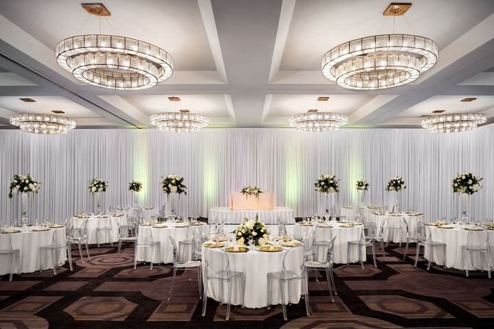 Ballroom/Hall 54 of 56
