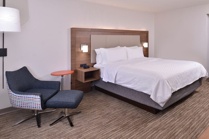 Room 29 of 54