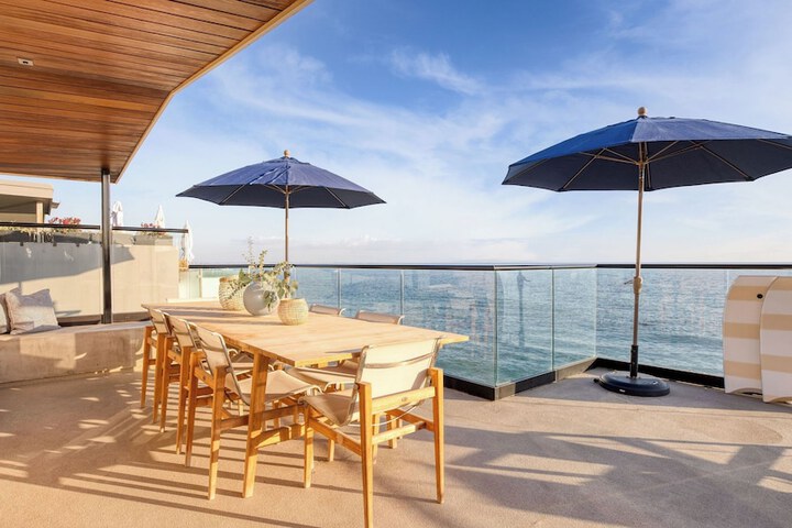 Matador by Avantstay Ocean Front Malibu Pad w / Rooftop Patio