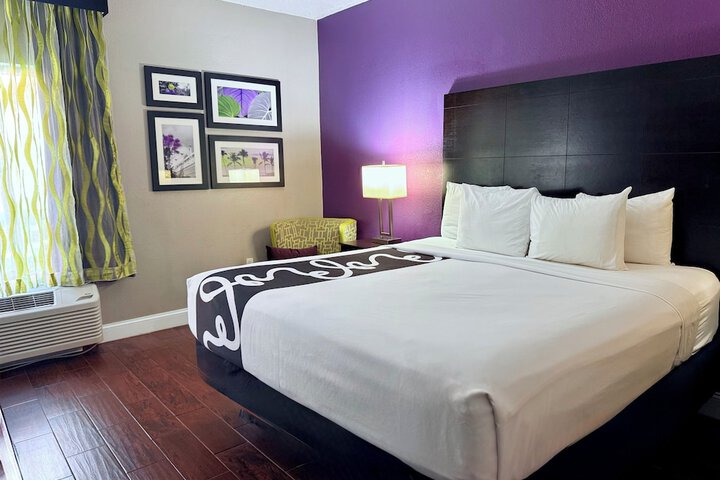 Room 35 of 50