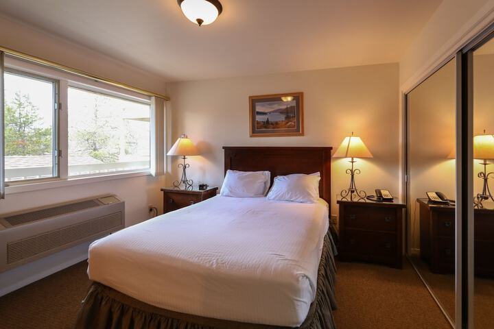 Room 43 of 184