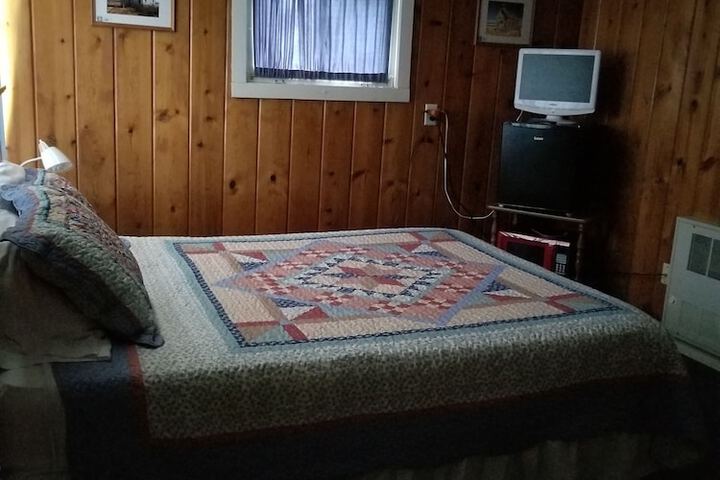 Room 17 of 44