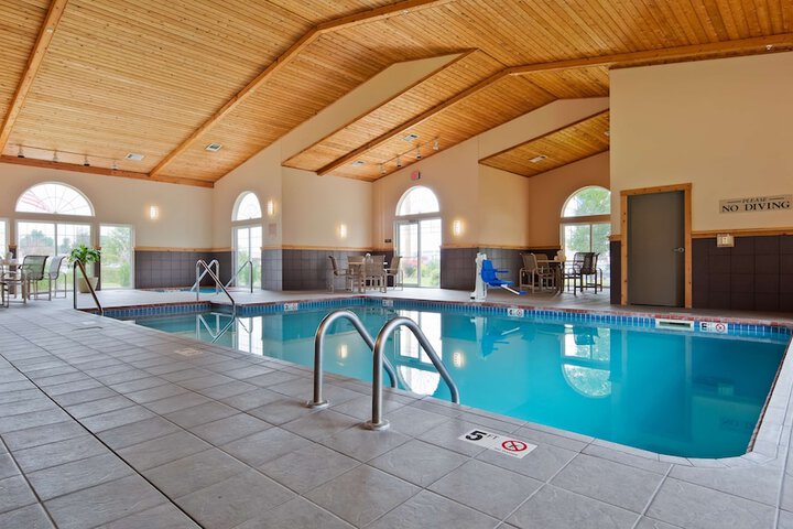 Best Western Plus Menomonie Inn & Suites