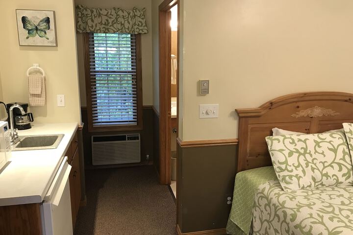 Room 139 of 157