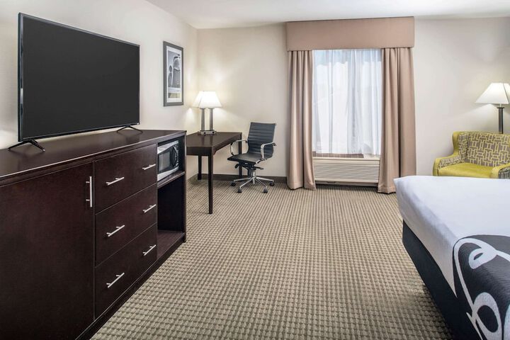 Room 10 of 41