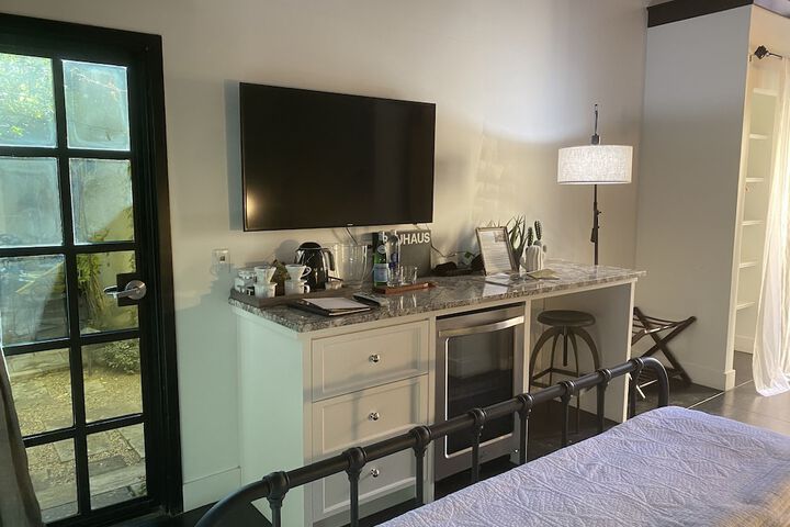 Room 44 of 68
