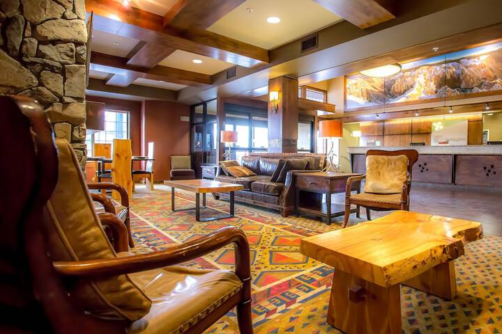 Holiday Inn West Yellowstone by IHG.