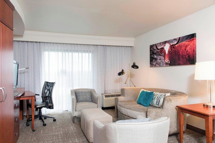Room 21 of 34