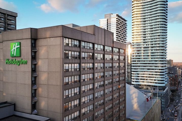 Holiday Inn Toronto Downtown Centre by IHG