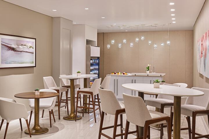 Hotel Crescent Court