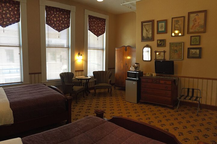 Room 43 of 88