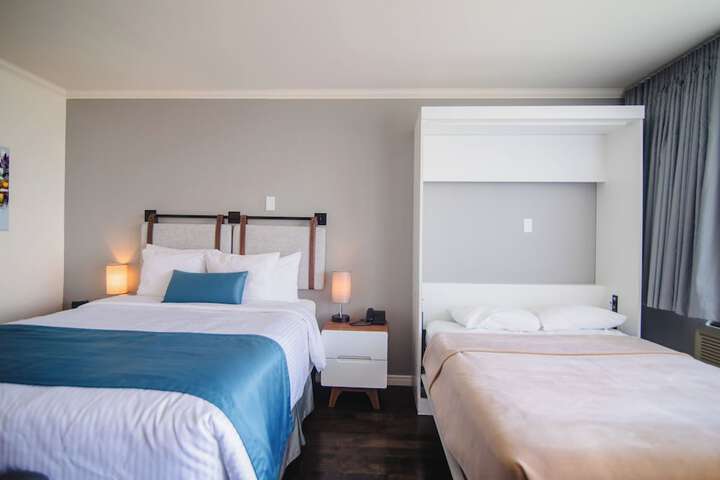 Room 84 of 120