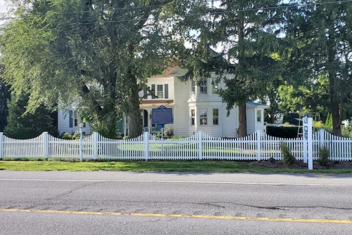 Mansion Farm Inn