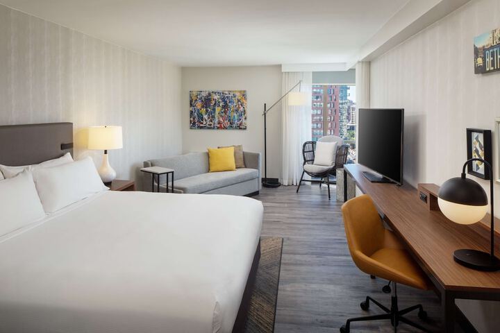 Room 41 of 64