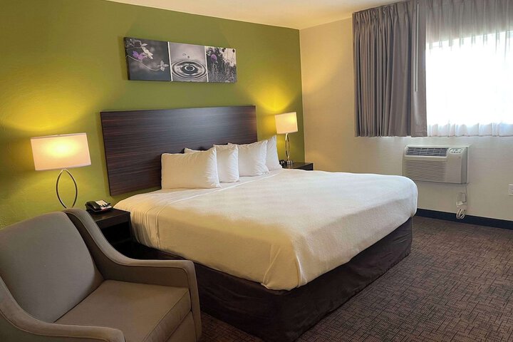 Room 16 of 31