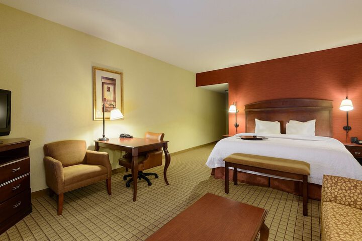 Hampton Inn & Suites Peoria at Grand Prairie IL