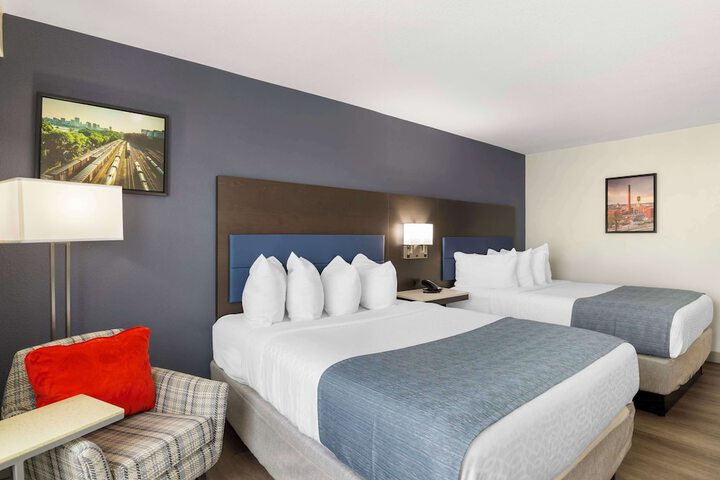 Room 21 of 42