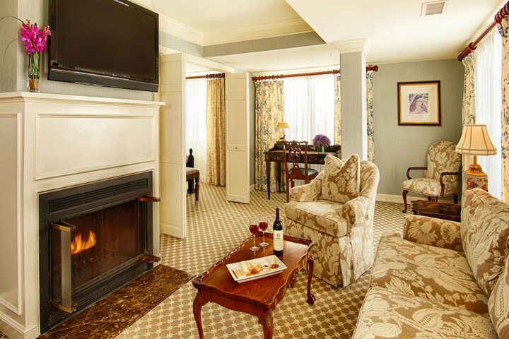 Room 12 of 47