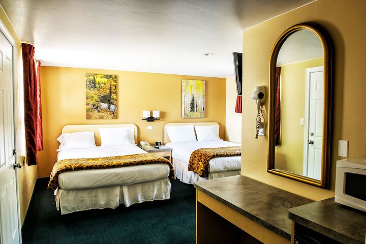 Room 33 of 50