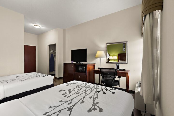 Room 26 of 35