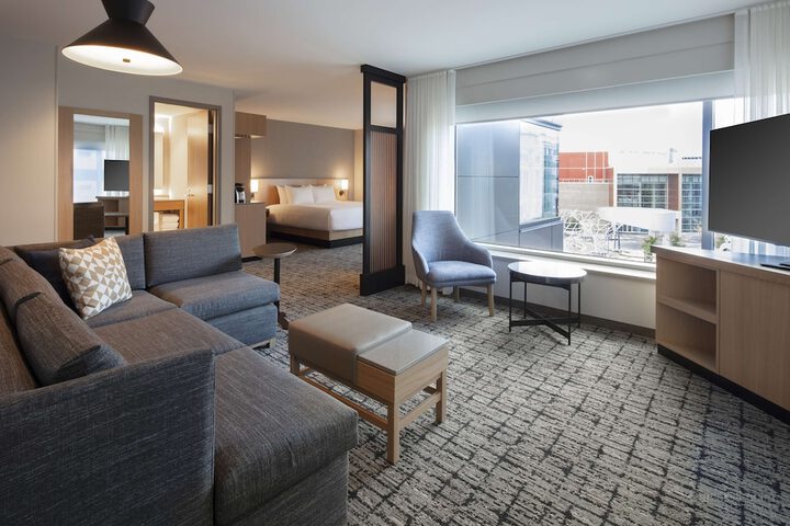 Room 40 of 64