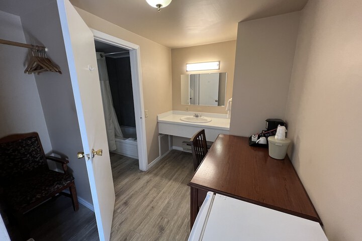 Room 129 of 153