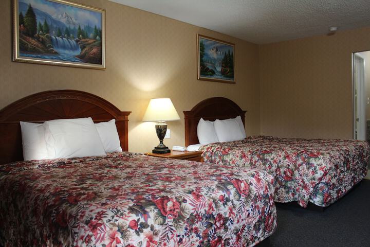 Room 15 of 28