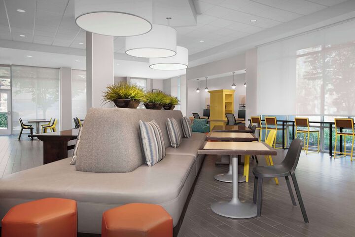 Hotel Interior 13 of 40