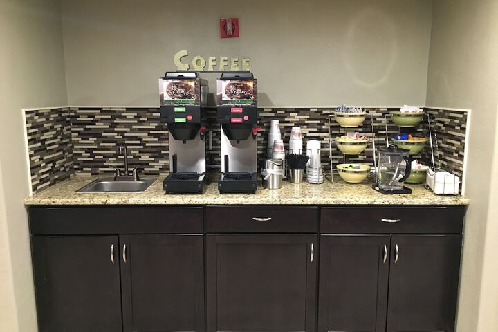Breakfast/Coffee Service 43 of 55