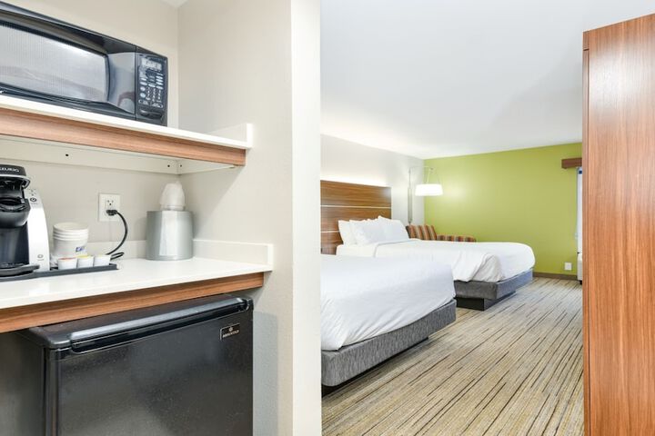 Room 20 of 46