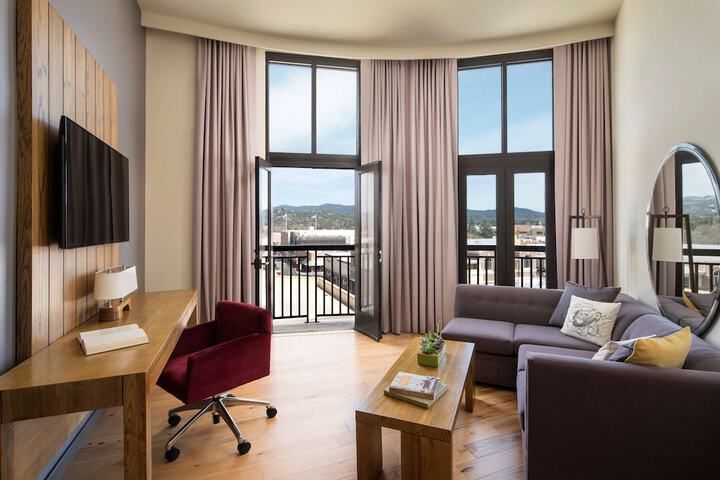 ANDAZ NAPA BY HYATT