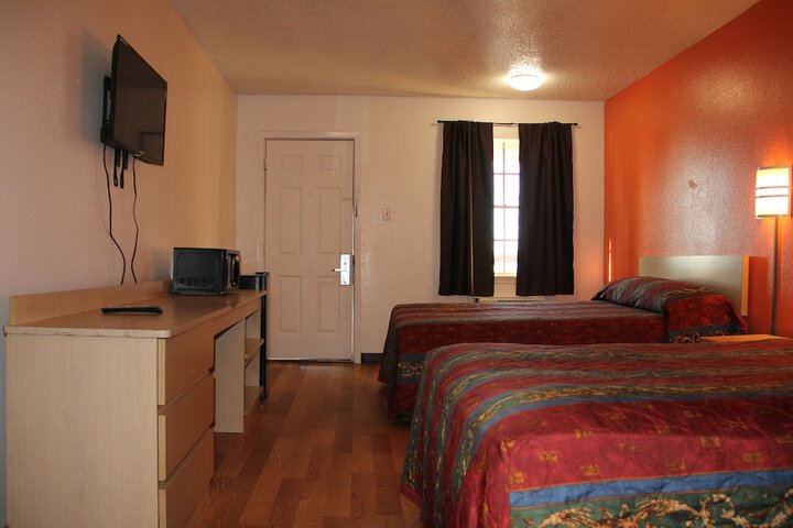 Room 34 of 44