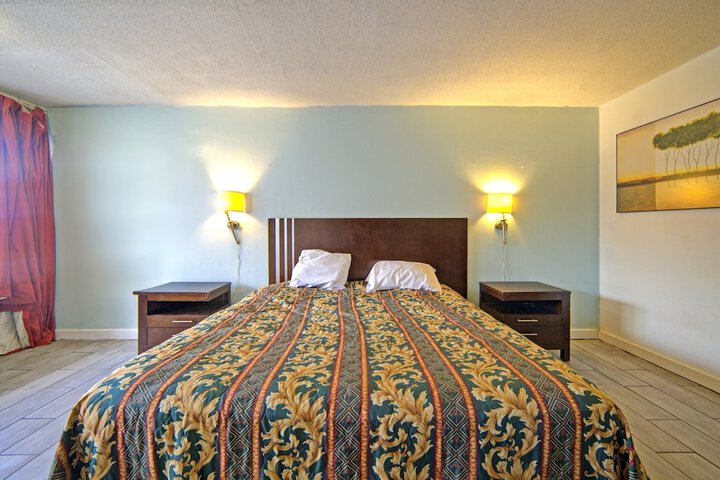 Sunset Inn Flatonia I 10 by Hotel O