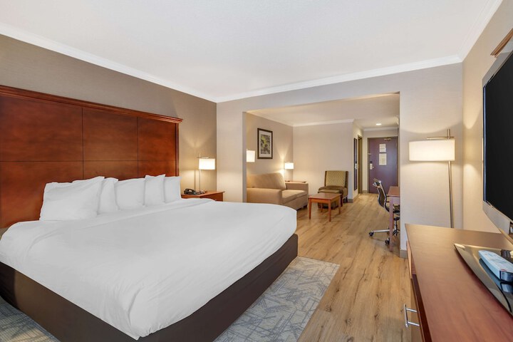 Room 21 of 42