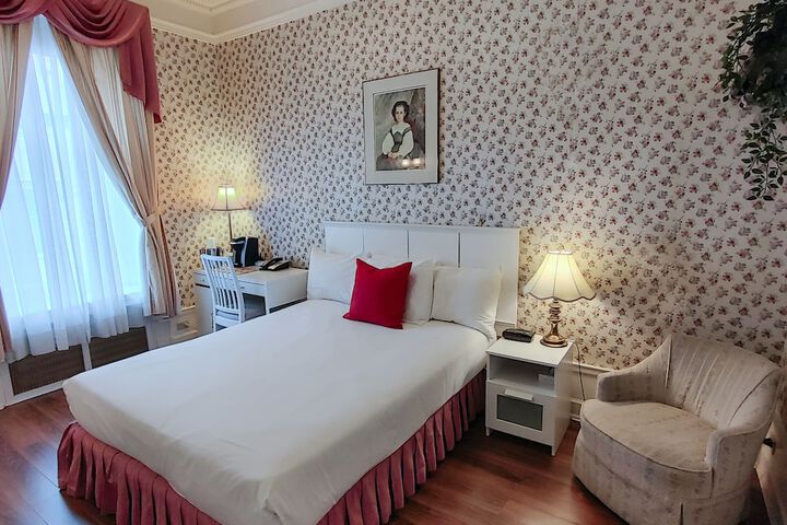 Room 25 of 91