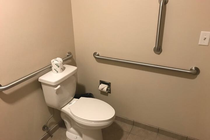 Cobblestone Inn & Suites - Fort Madison