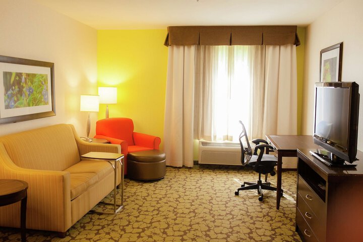 Room 34 of 53