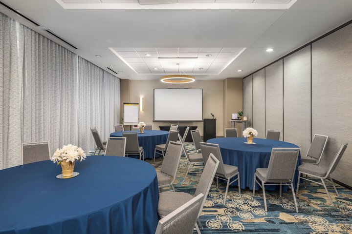 Holiday Inn Resort Fort Walton Beach by IHG
