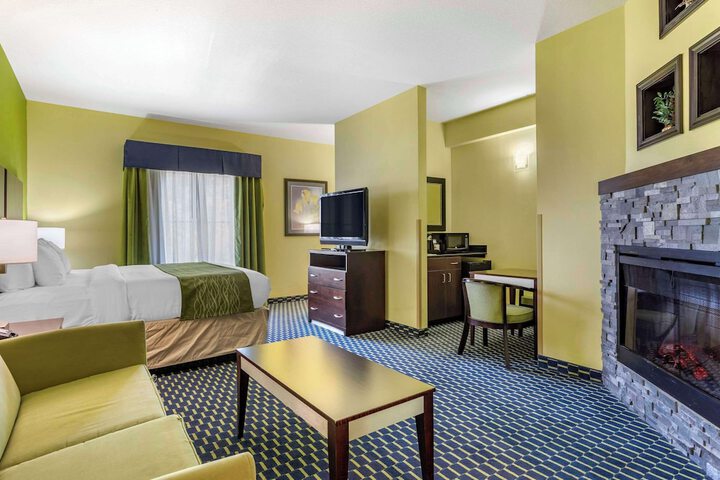 Room 21 of 43