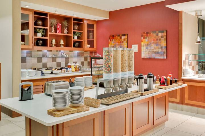 Breakfast/Coffee Service 51 of 60