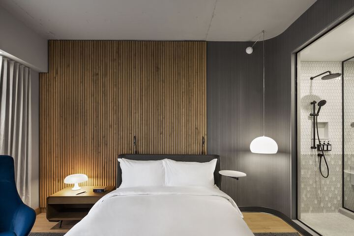 Room 15 of 58