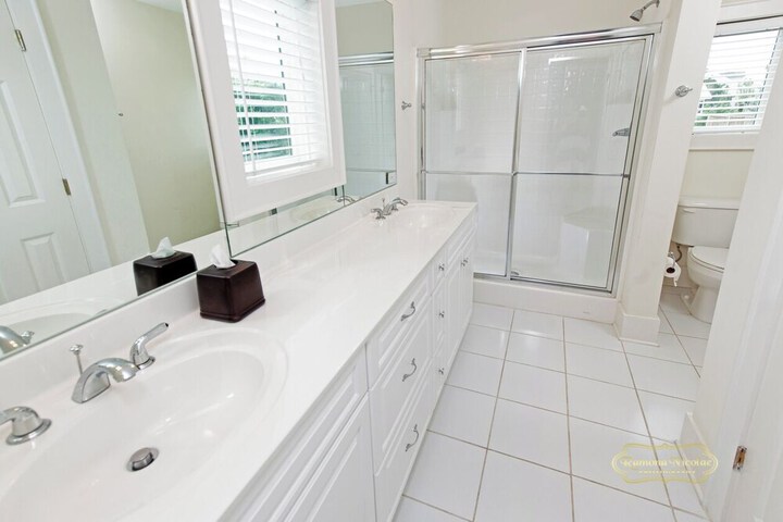 Lachicotte Vacation Rentals