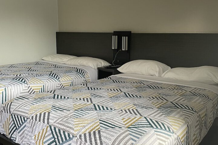 Room 32 of 55