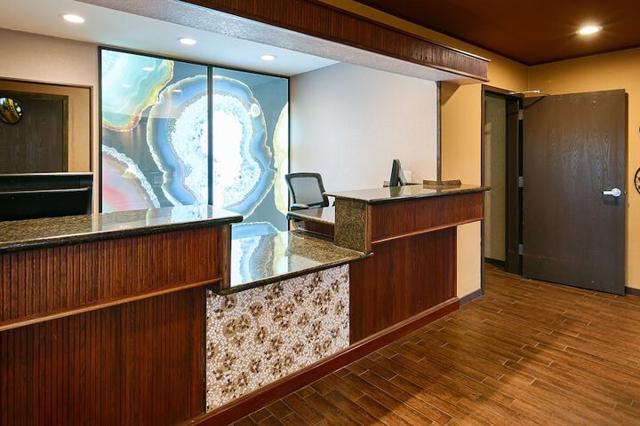 Best Western Plus Rama Inn