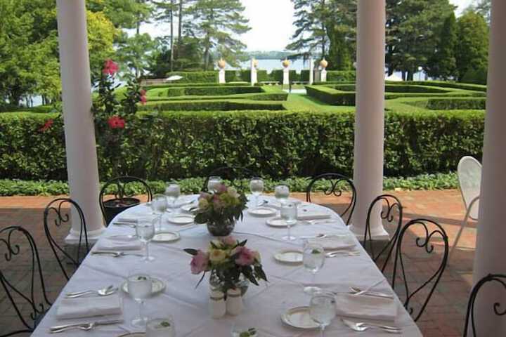 Dining 53 of 67