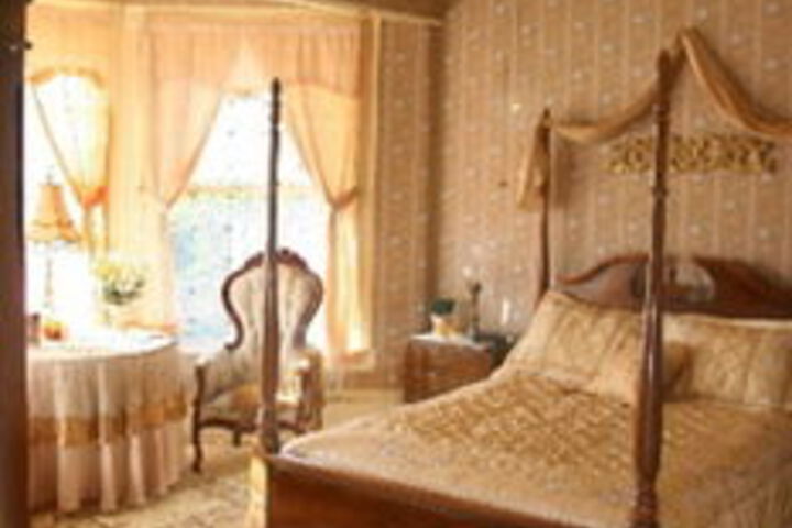 Powers Mansion