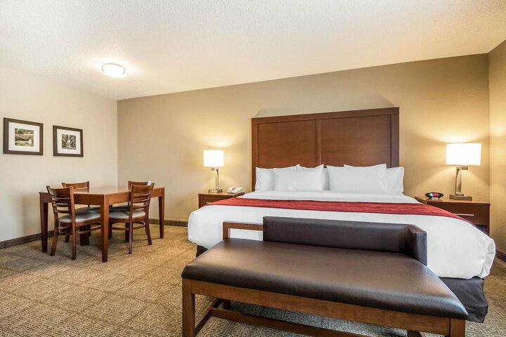 Room 21 of 32