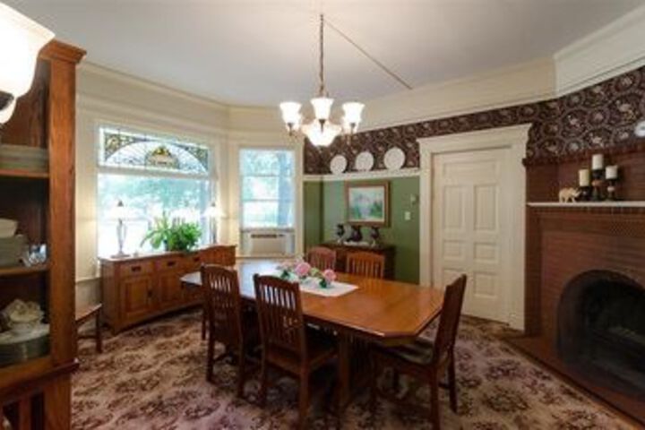 Waller House Inn
