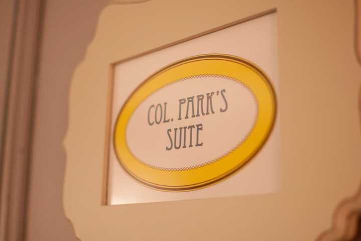 Room 14 of 36